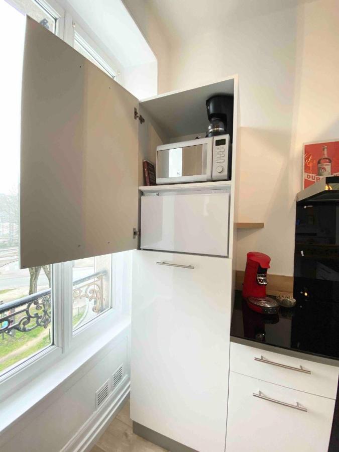 Le Deco - Confort - Wifi - Luminosite - Entre Gare Et Centre Apartment