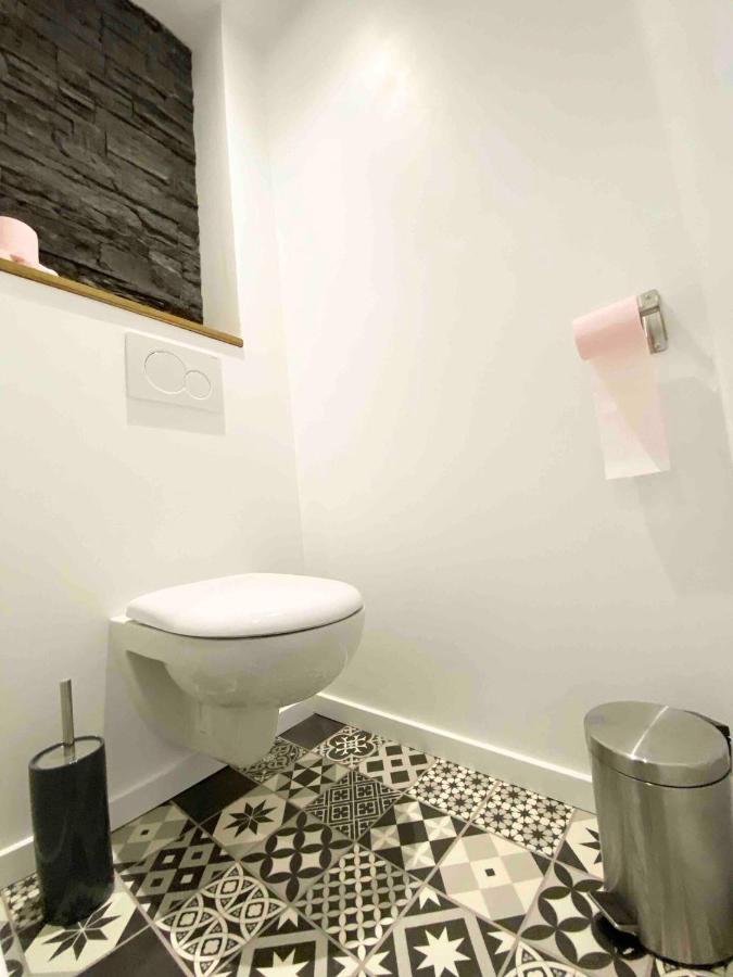 Le Deco - Confort - Wifi - Luminosite - Entre Gare Et Centre Apartment